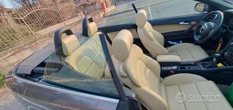 Usata Audi A3 Cabriolet Ambition 122 CV (89 kW) 2012 Bronzo Cabrio