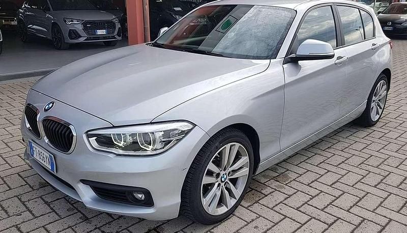 Usata BMW 116 Advantage 116 CV (85 kW) 2018 Argento Utilitaria