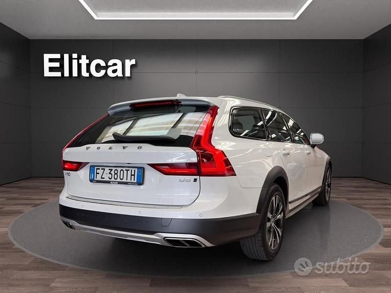 Usata Volvo V90 CC Pro 235 CV (172 kW) 2020 Bianco Station wagon