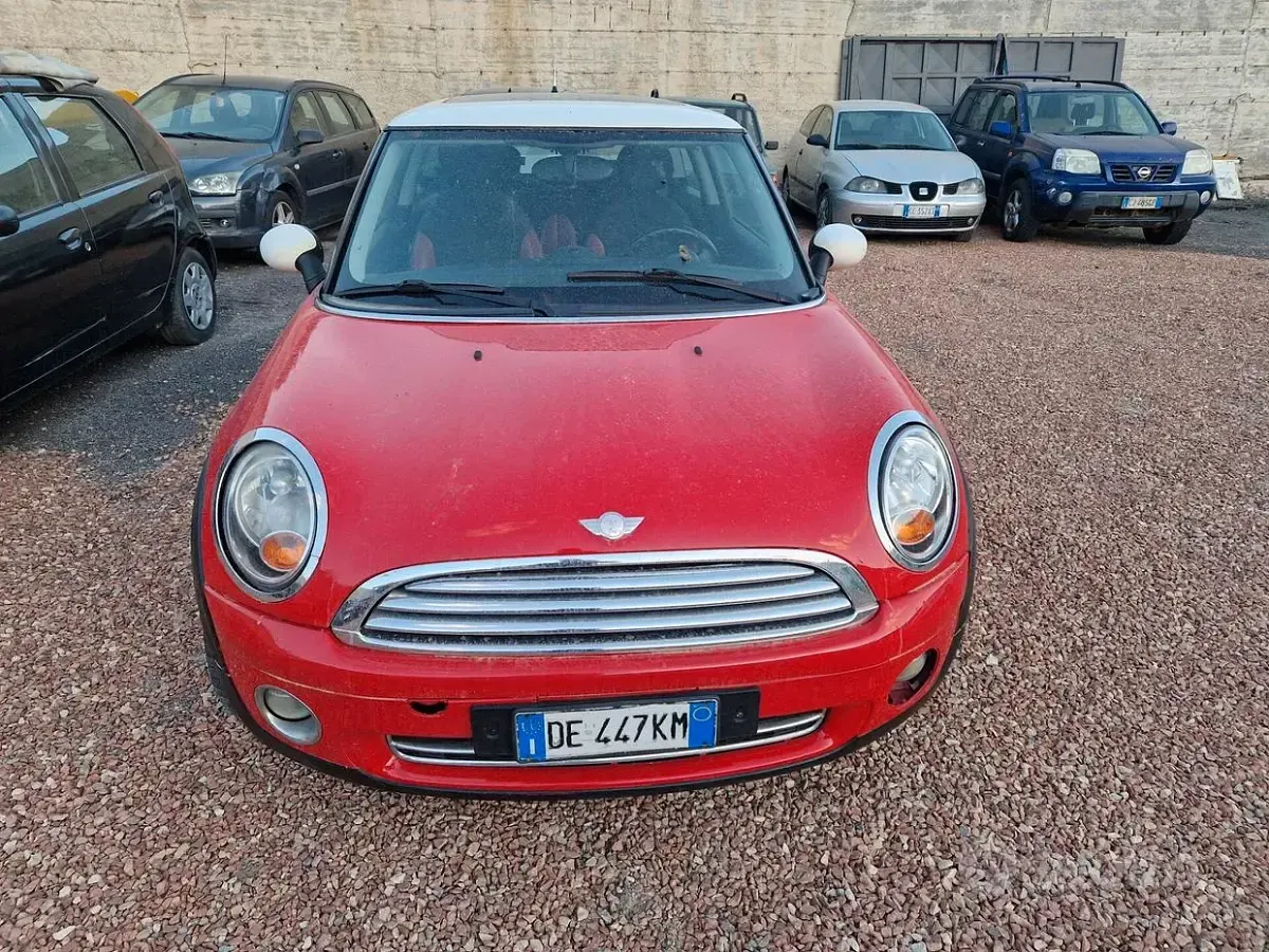 Usata Mini Cooper S 120 CV (88 kW) 2007 Rosso Utilitaria