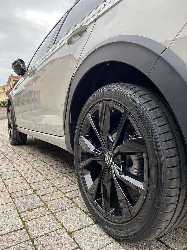 Begagnad VW Taigo R-line 110 HK (80 kW) 2022 SUV