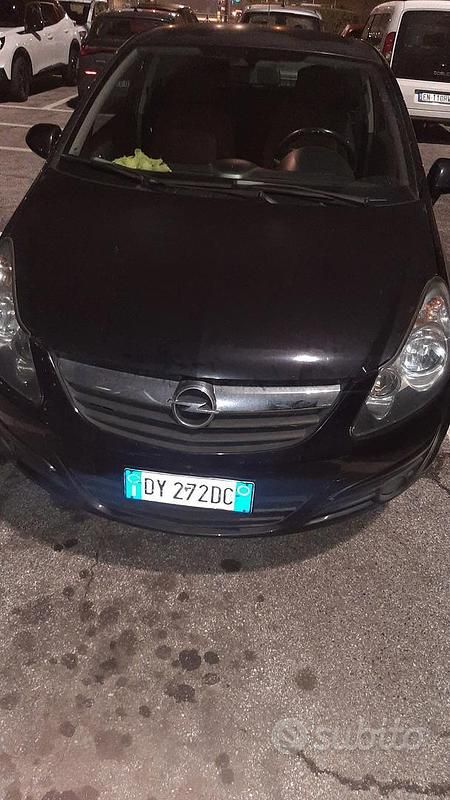 Usata Opel Corsa 2009 Nero Berlina