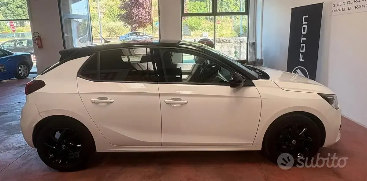 Usata Opel Corsa 75 CV (55 kW) 2023 Bianco Utilitaria
