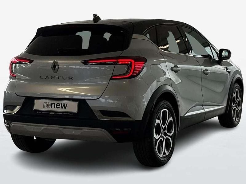 Usata Renault Captur Intens 101 CV (74 kW) 2023 Argento SUV