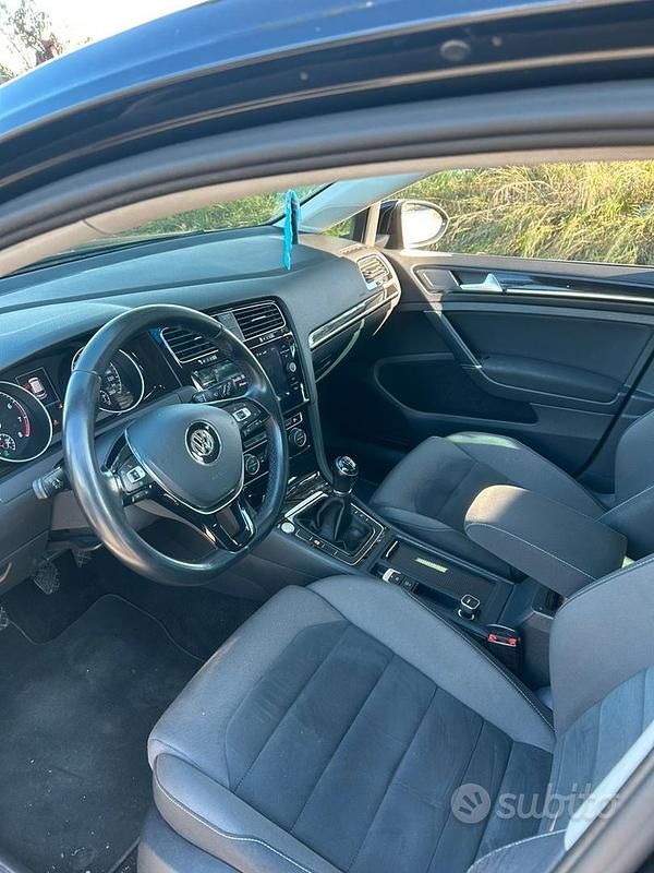 Usata VW Golf VII 130 CV (95 kW) 2019 Nero Berlina