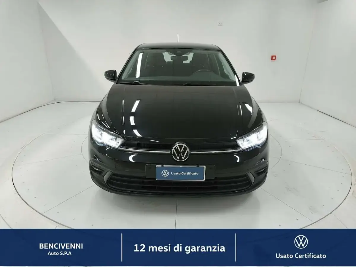 Usata VW Polo Life 95 CV (69 kW) 2023 Nero Utilitaria