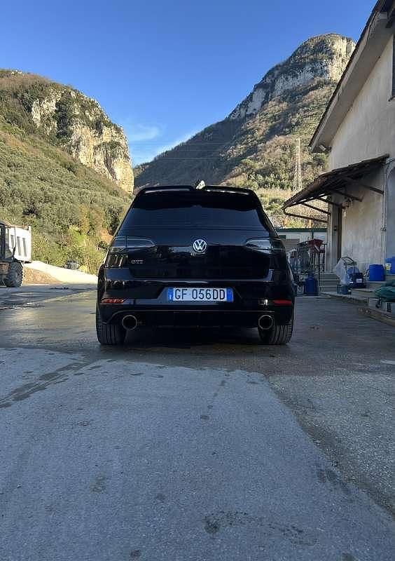 Usata VW Golf VII GTI 245 CV (180 kW) 2018 Nero Berlina