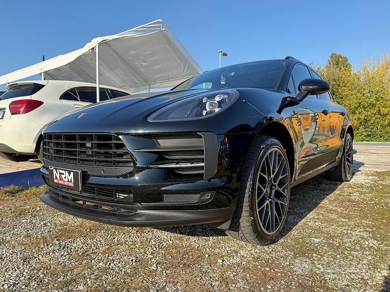 Usata Porsche Macan 266 CV (195 kW) 2022 Nero SUV