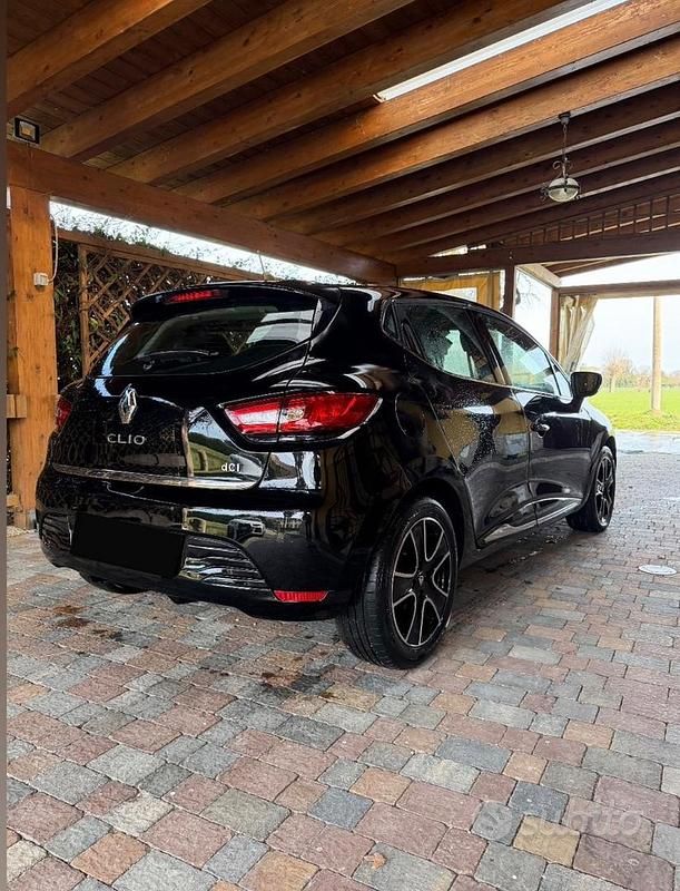 Usata Renault Clio IV 75 CV (55 kW) 2016 Nero Utilitaria