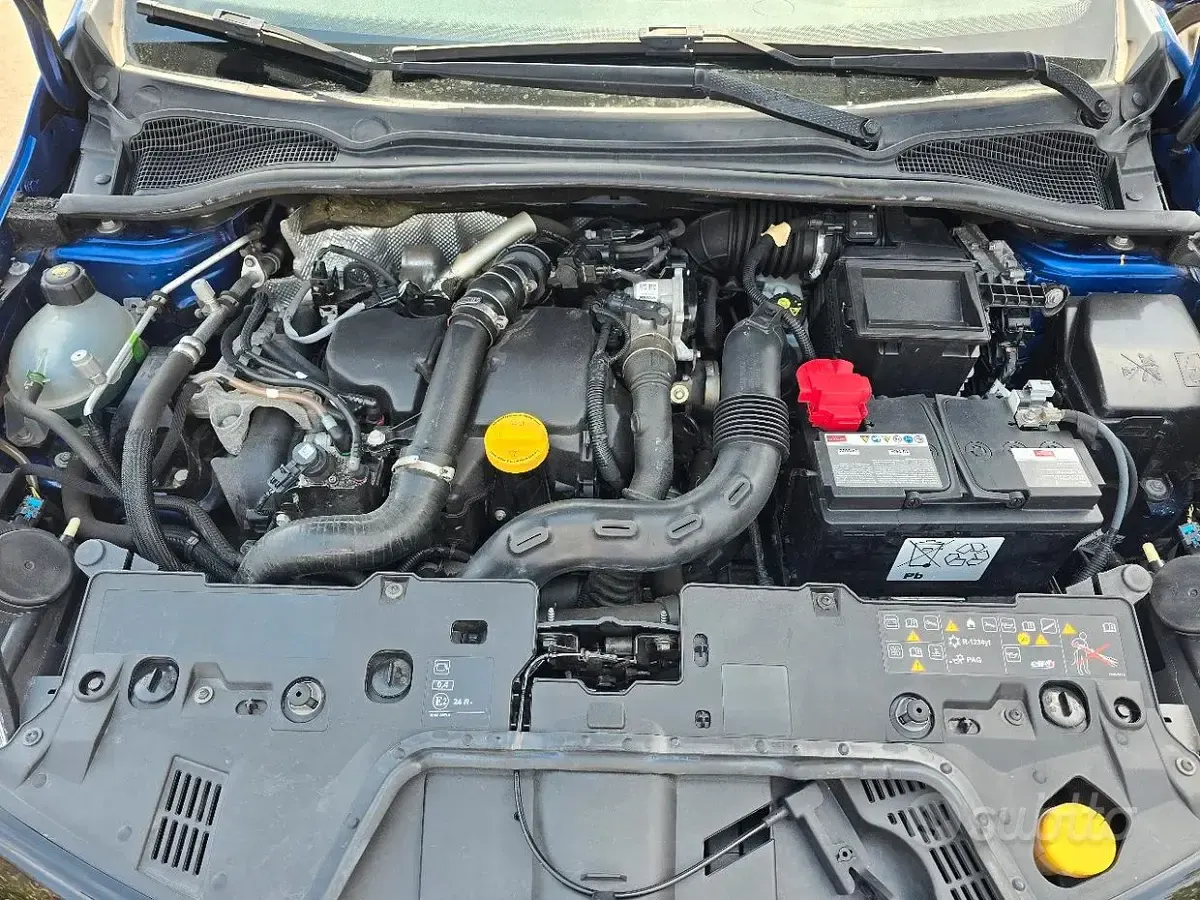 Usata Renault Clio 75 CV (55 kW) 2018 Bluazzurro Utilitaria