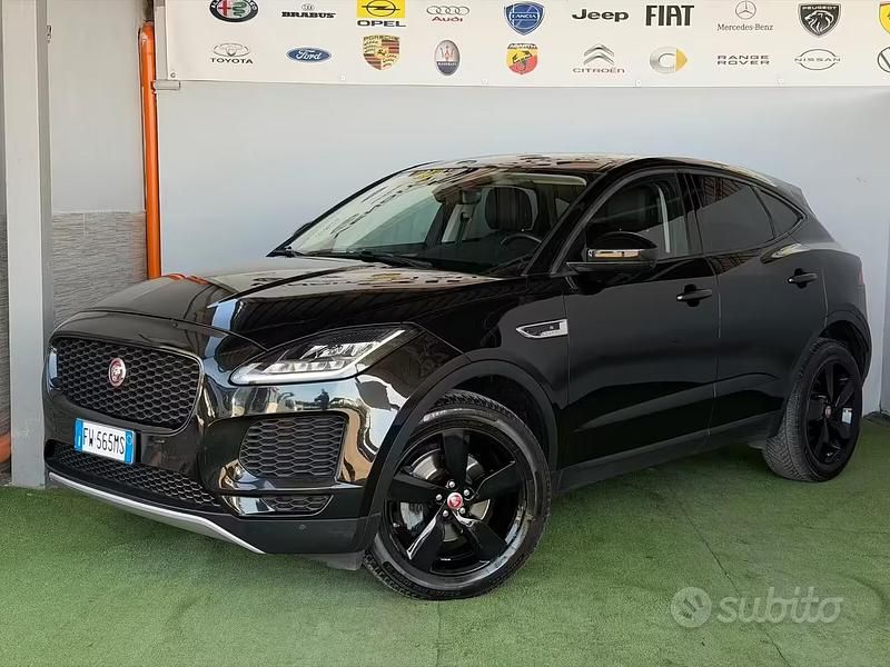 Begagnad Jaguar E-Pace R-Dynamic 150 HK (110 kW) 2019 Svart SUV