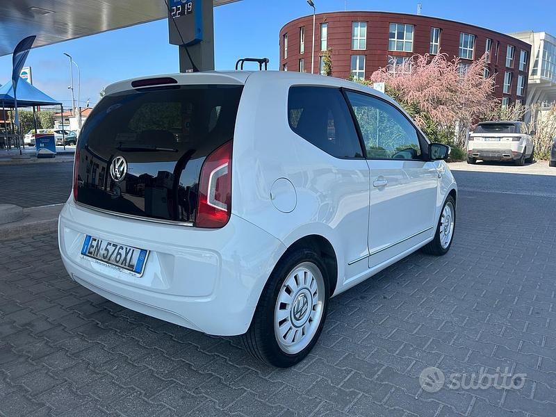 Usata VW up! 75 CV (55 kW) 2013 Bianco Utilitaria