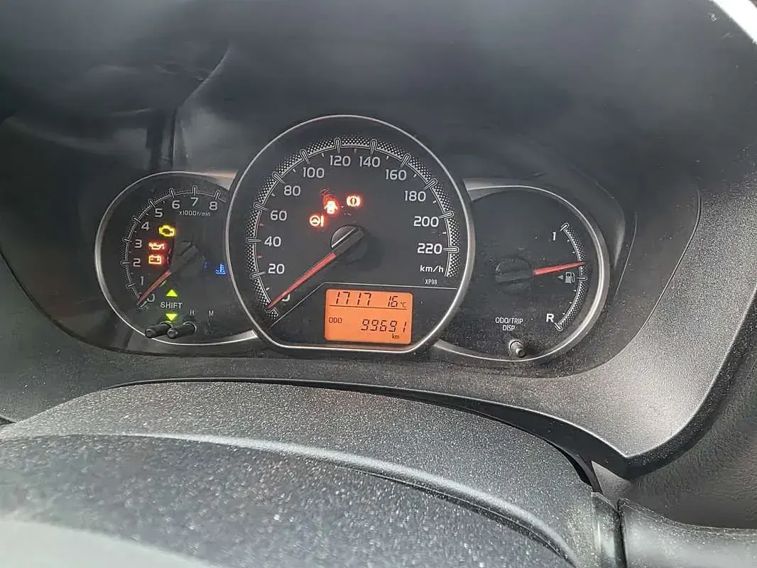 Usata Toyota Yaris Cool 69 CV (50 kW) 2017 Berlina
