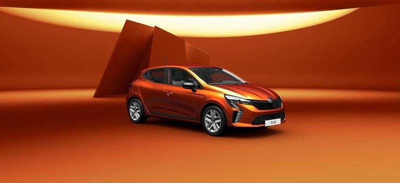 Nuova Renault Clio V Evolution 143 CV (105 kW) 2025 Orange valencia Berlina