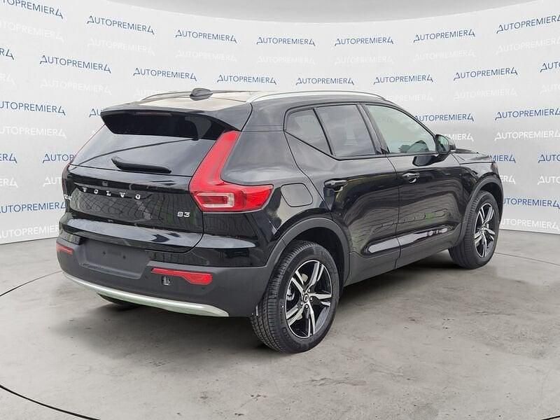 Nuova Volvo XC40 Core 163 CV (119 kW) 2025 Nero SUV