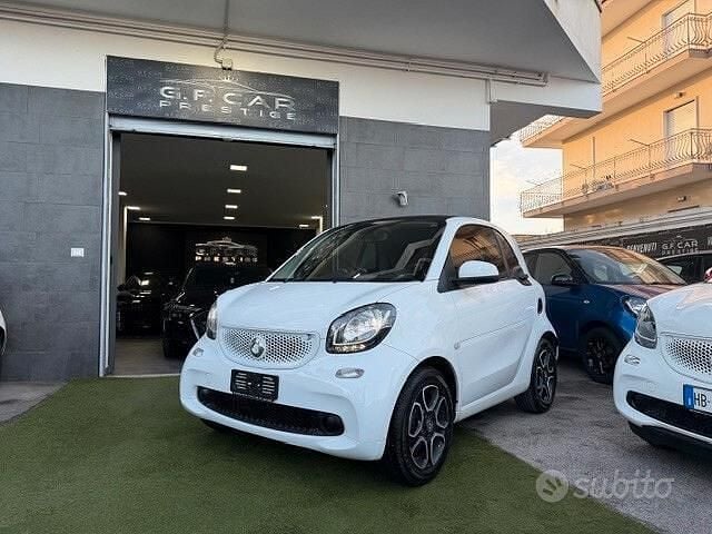Usata Smart ForTwo Coupé 89 CV (65 kW) 2017 Bianco Coupé