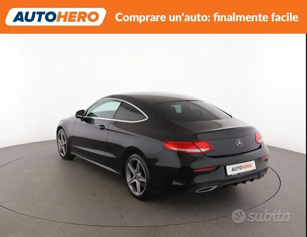 Usata Mercedes E250 Premium 204 CV (150 kW) 2017 Nero Coupé