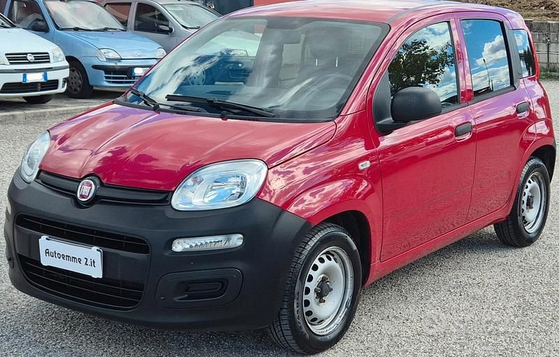 Usata Fiat Panda Pop 80 CV (58 kW) 2015 Rosso Utilitaria