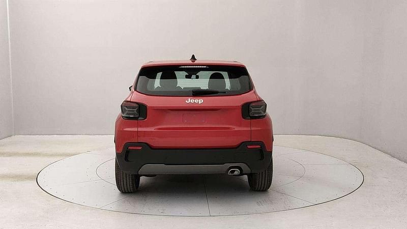 Usata Jeep Avenger Longitude 101 CV (74 kW) 2024 Rosso SUV