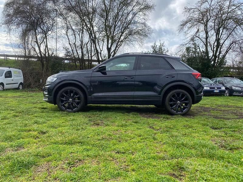 Usata VW T-Roc Advance 150 CV (110 kW) 2021 Nero SUV