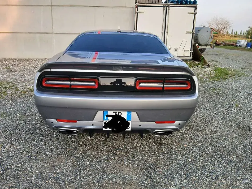Usata Dodge Challenger 252 CV (185 kW) 2016 Argento Coupé