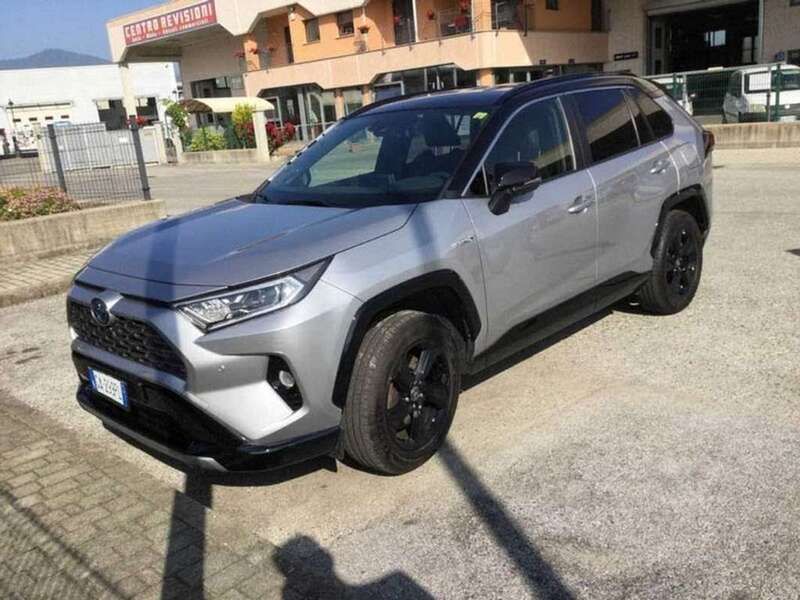 Grigio Usata 2020 Toyota RAV4 Style SUV | 16.900 € - Immagine 1/4