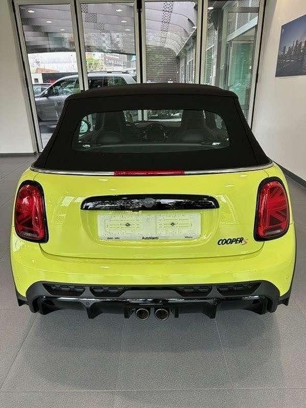 Usata Mini John Cooper Works Cabriolet 178 CV (130 kW) 2023 Giallo Cabrio