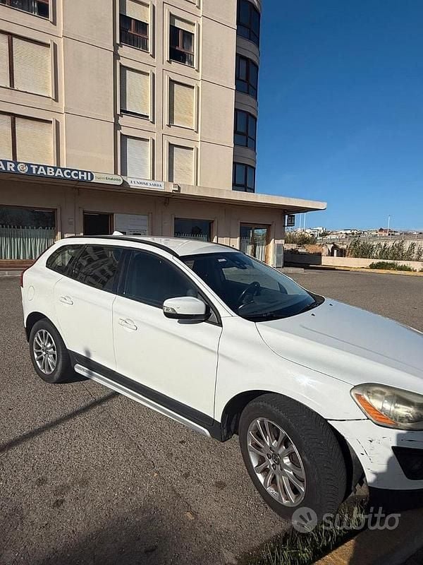 Usata Volvo XC60 2010 Bianco SUV