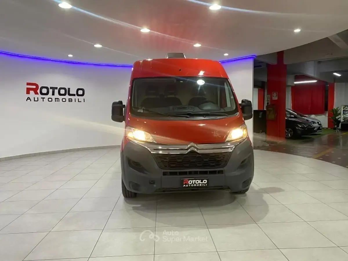 Usado Citroën Jumper 131 CV (96 kW) 2015 Rojo Monovolumen