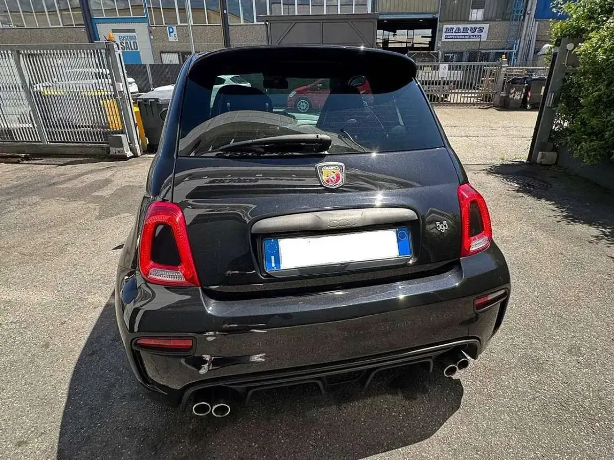 Usata Abarth 595 Competizione 165 CV (121 kW) 2024 Nero Utilitaria