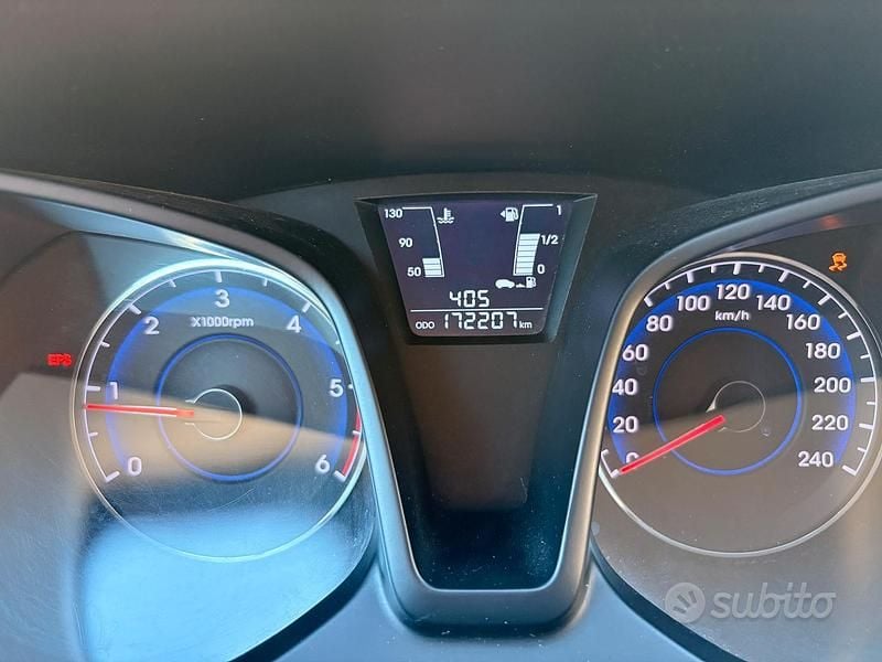 Usata Hyundai ix20 90 CV (66 kW) 2011 Grigio Utilitaria