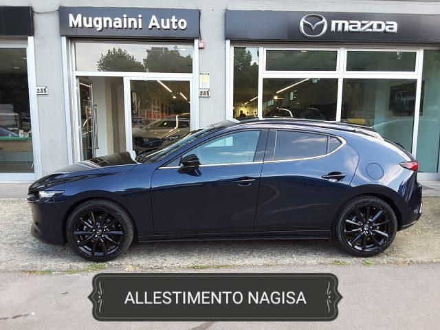 Deep crystal blue met Nuova 2025 Mazda 3 Nagisa Tre volumi | 27.750 € (Buon prezzo) - Immagine 1/4