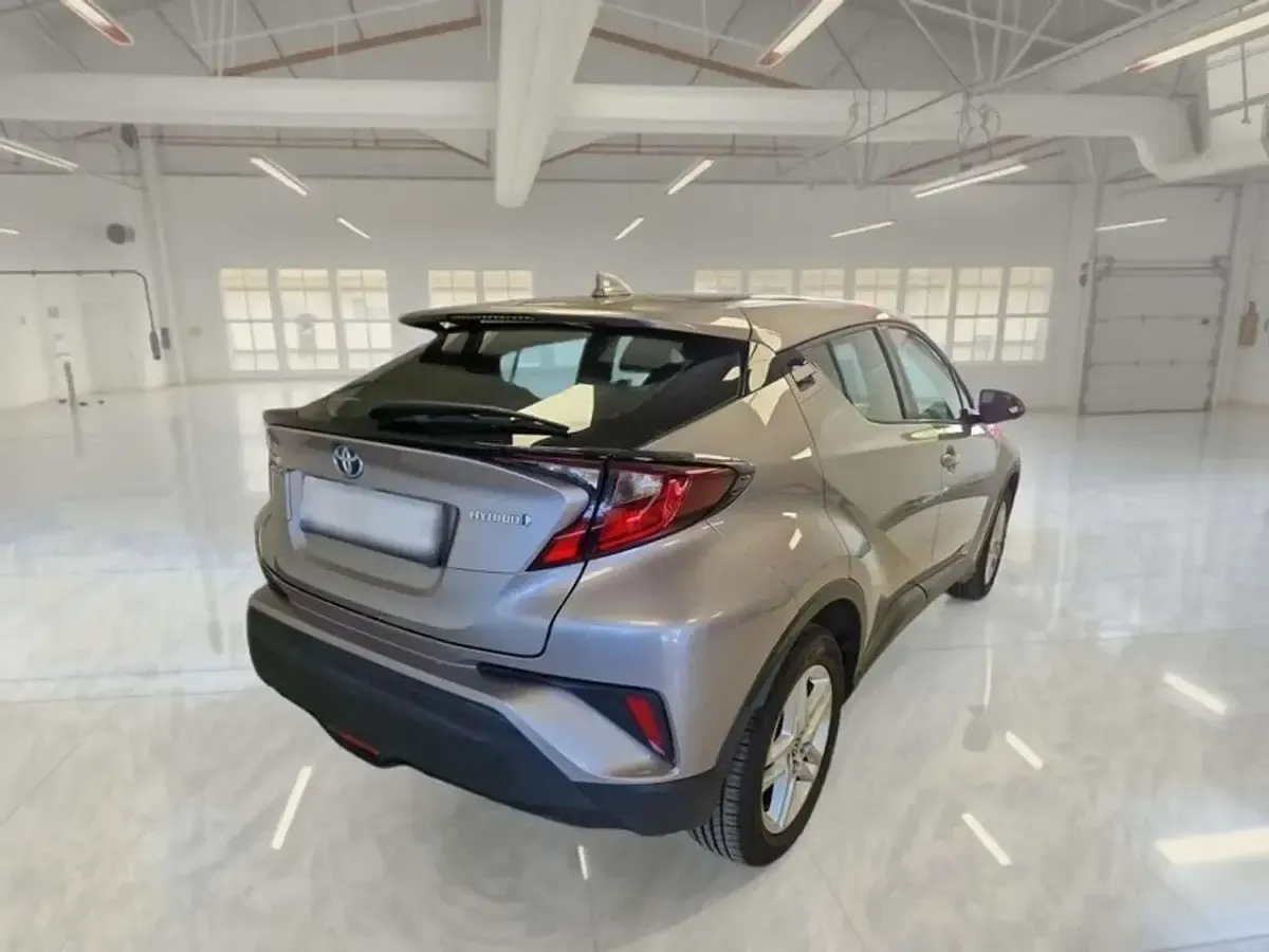 Usata Toyota C-HR Business Edition 98 CV (72 kW) 2021 Grigio SUV