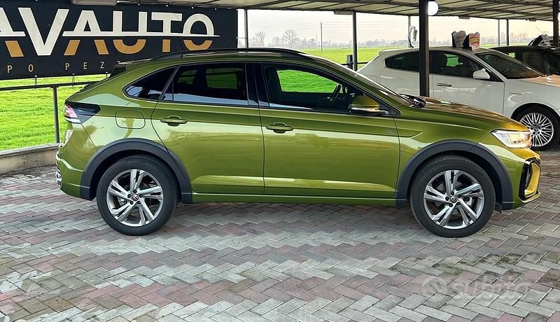 Usata VW Taigo R-line 115 CV (84 kW) 2025 Verde SUV