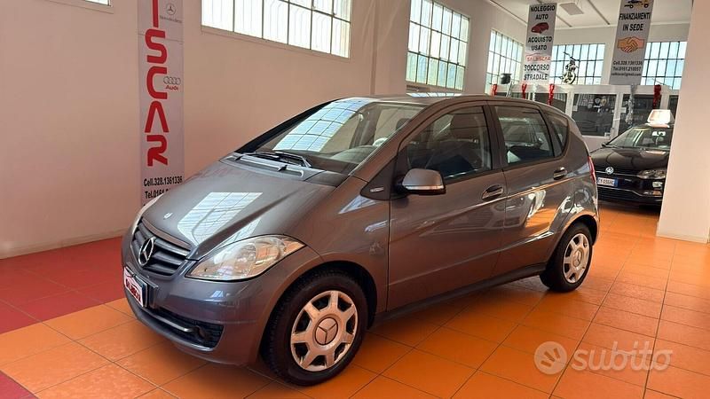 Usata Mercedes A160 Elegance 95 CV (69 kW) 2010 Grigio Berlina