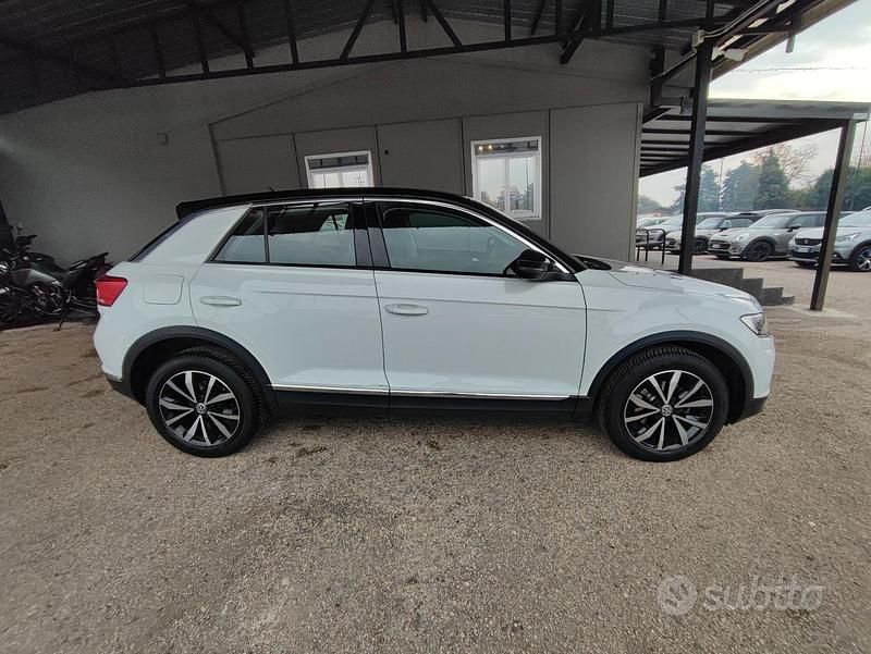 Usata VW T-Roc Advance 116 CV (85 kW) 2019 Bianco SUV