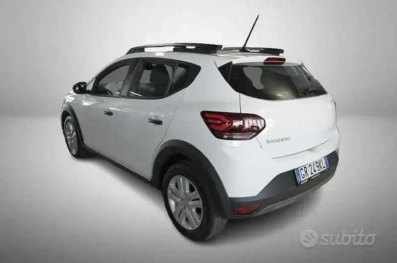 Usata Dacia Sandero Essentiel 101 CV (74 kW) 2023 Other Berlina