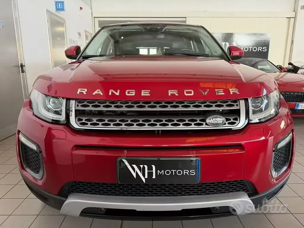 Usata Land Rover Range Rover evoque Dynamic 150 CV (110 kW) 2016 Rosso SUV
