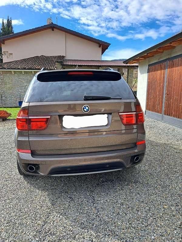 Usata BMW X5 245 CV (180 kW) 2011 Marrone SUV