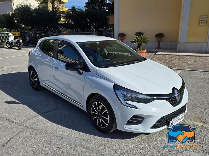 Usata Renault Clio V Zen 85 CV (62 kW) 2020 Nero Berlina