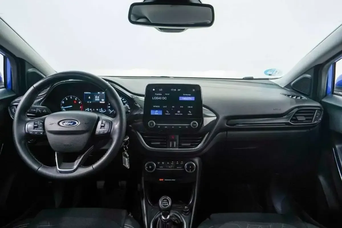Usata Ford Puma Titanium 125 CV (91 kW) 2023 Blu pastello SUV