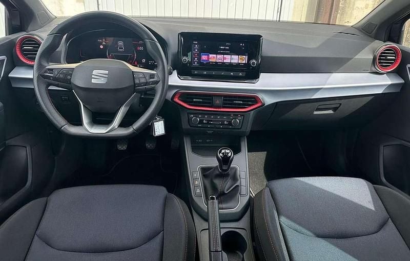 Usata Seat Ibiza FR 95 CV (69 kW) 2025 Nero Utilitaria