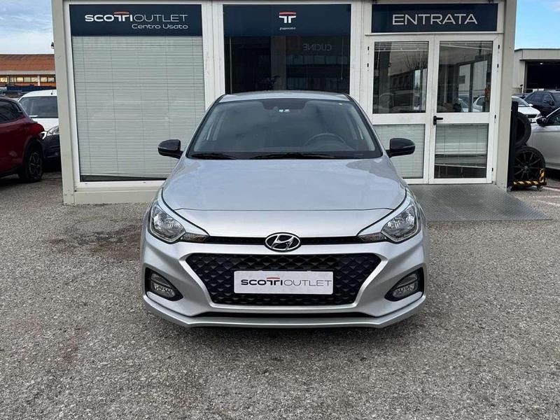 Usata Hyundai i20 75 CV (55 kW) 2020 Gargento m. Berlina