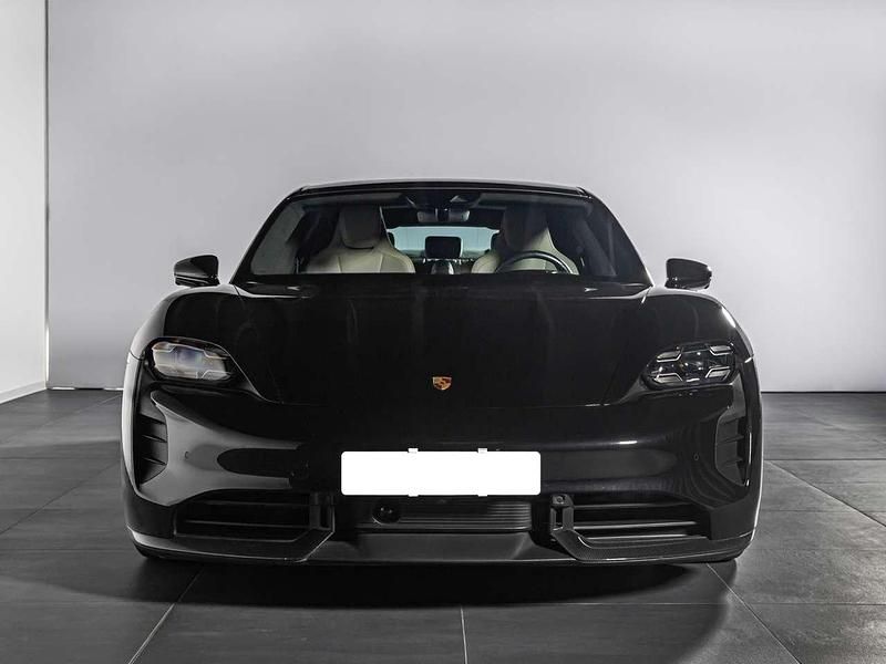 Usata Porsche Taycan Turbo S 141 kW (193 CV) 2022 Nero jet metalizzato Berlina