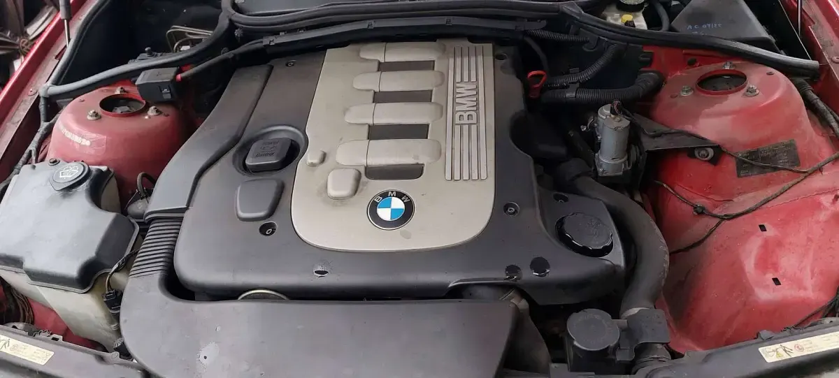 Usata BMW 330 204 CV (150 kW) 2004 Rosso Station wagon
