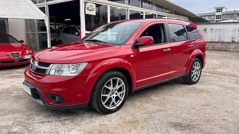 Usata Fiat Freemont 170 CV (125 kW) 2012 Rosso SUV