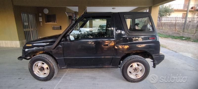 Usata Suzuki Vitara 75 CV (55 kW) 1991 Blu/azzurro SUV