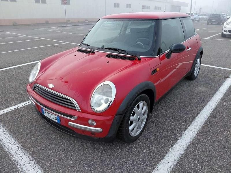 Usata 2003 Mini Cooper Utilitaria | 3900 € (Buon prezzo) - Immagine 1/4