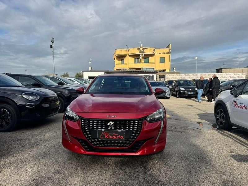 Usata Peugeot 208 Allure 101 CV (74 kW) 2020 Rosso Utilitaria