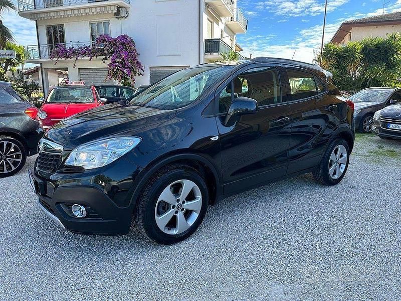 Usata Opel Mokka Cosmo 131 CV (96 kW) 2014 Nero SUV